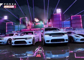Fan anime vào Forza Horizon 5 độ xe siêu phẩm