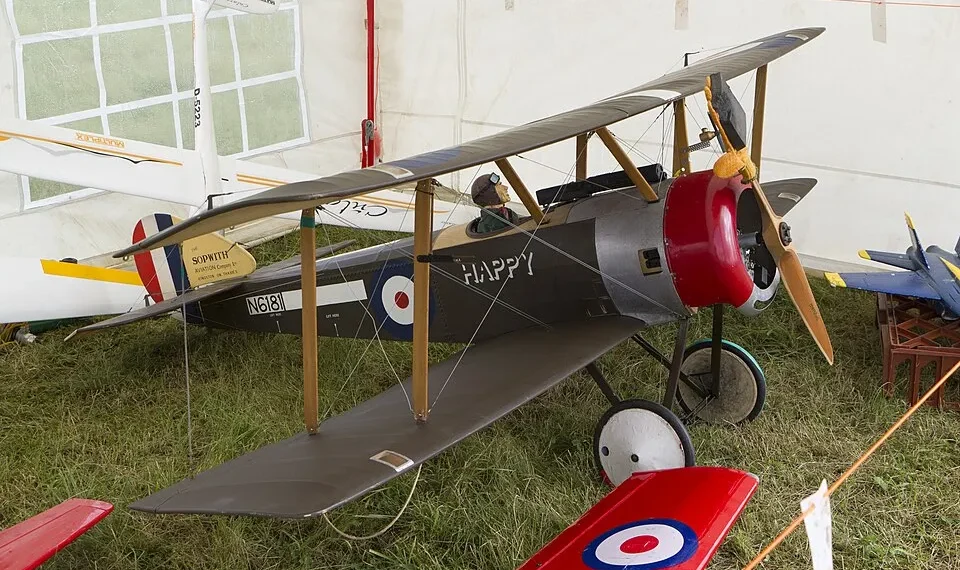 Hình minh họa: Cơ chế hoạt động của Remote Play Together: phát sóng và chia sẻ đầu vào