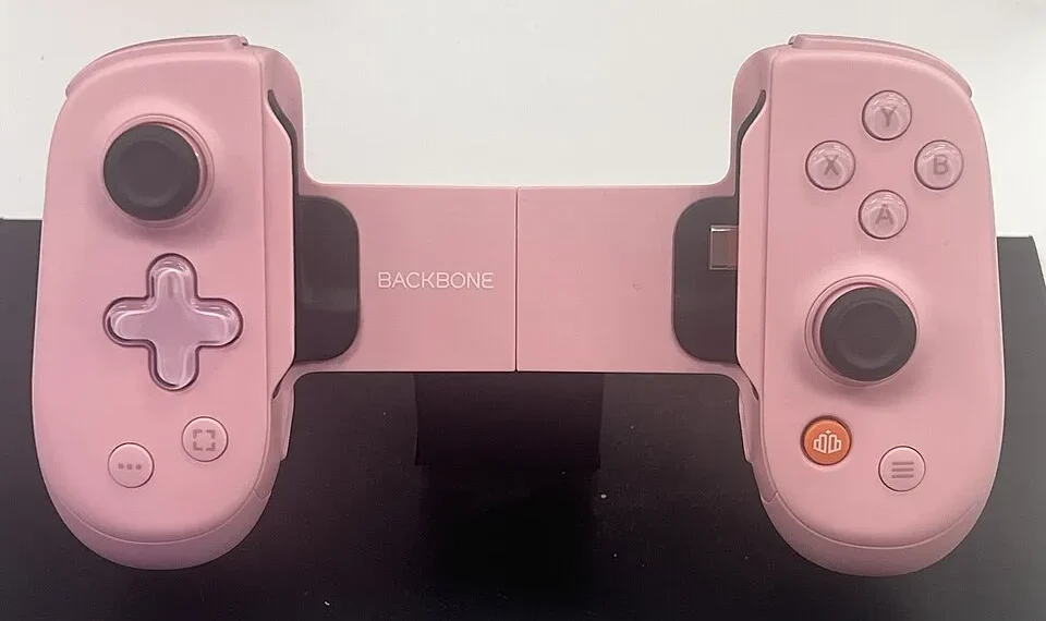 Hình minh họa: Làm thế nào để kết nối và sử dụng tay cầm chơi game trên điện thoại?