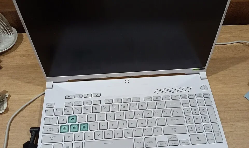 Hình minh họa: Laptop Gaming 2026 Có Thay Thế Được Desktop?