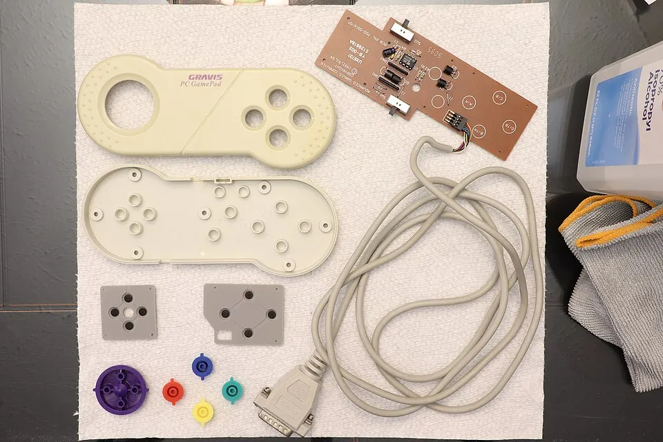 Hình minh họa: Thủ thuật tối ưu gamepad: Driver, firmware và khắc phục lỗi Hình minh họa: Thủ thuật tối ưu gamepad: Driver, firmware và khắc phục lỗi