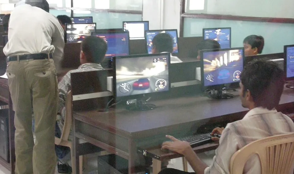 Hình minh họa: Top Game Chiến Thuật Offline Đa Người Chơi Qua LAN Hay Nhất 2026
